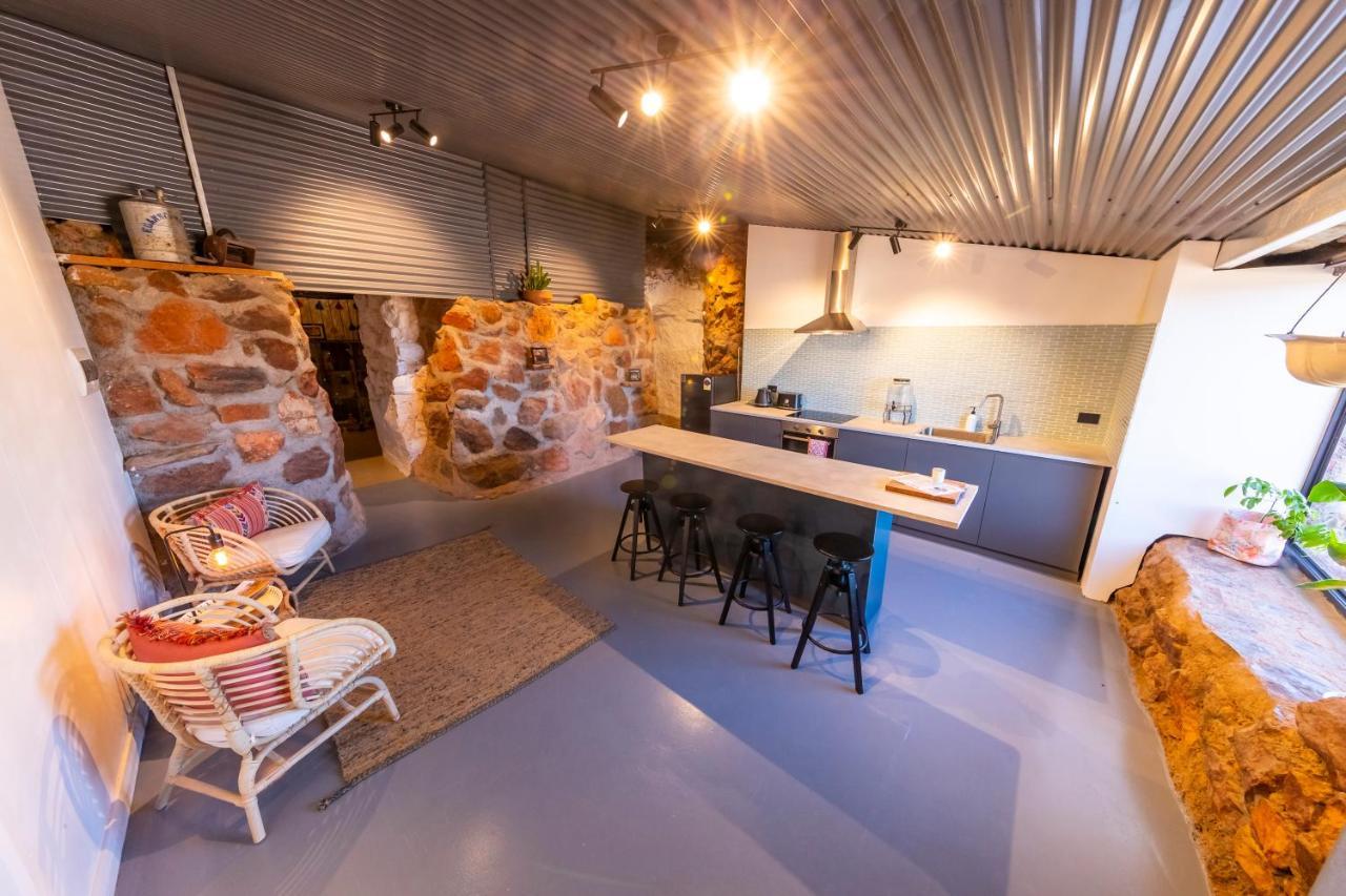 White Cliffs Accommodation -Daybreak Dugout - Unique Cave House Exterior photo